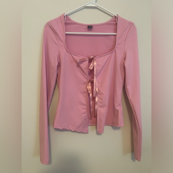 Pink Bow Long Sleeve - Picture 1 of 5